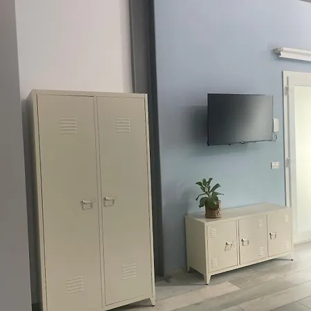 Casa Giulietta - Ombrellone E 2 Lettini Inclusi