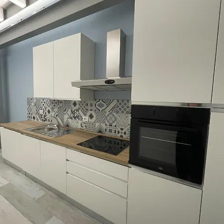 Casa Giulietta - Ombrellone E 2 Lettini Inclusi