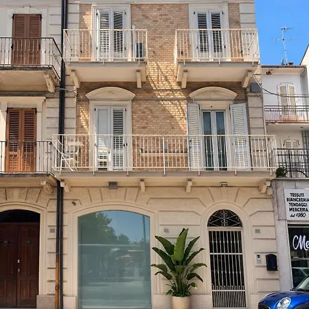Apartamento Casa Giulietta - Ombrellone E 2 Lettini Inclusi Porto SantʼElpidio